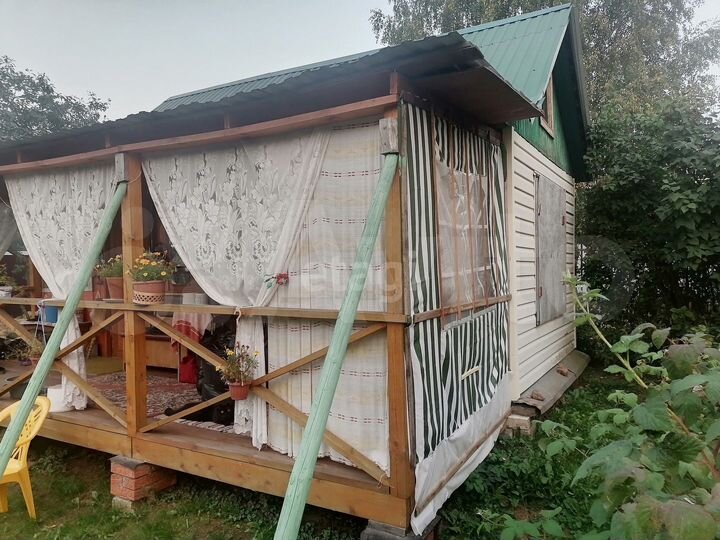 Дом 34 м² на участке 15,4 сот.