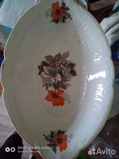 Овальное блюдо