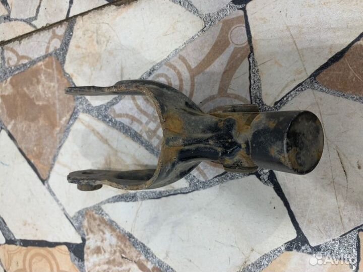 Подушка двигателя Citroen C4 хэтчбэк EP6 2010