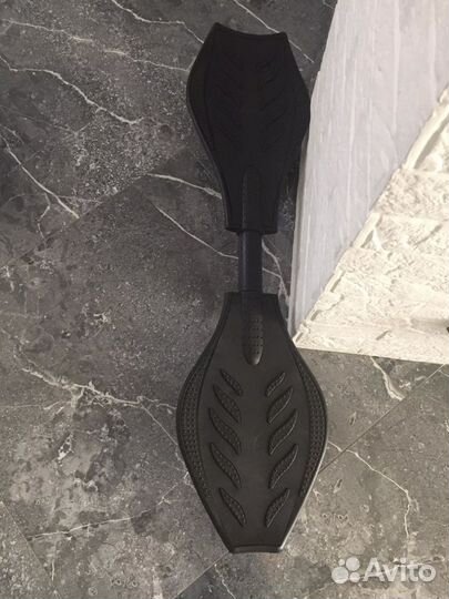 Роллерсёрф (двухколёсный скейтборд)