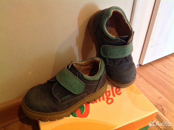 Весенние кожаные ботинки