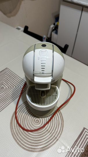 Капсульная кофемашина dolce gusto