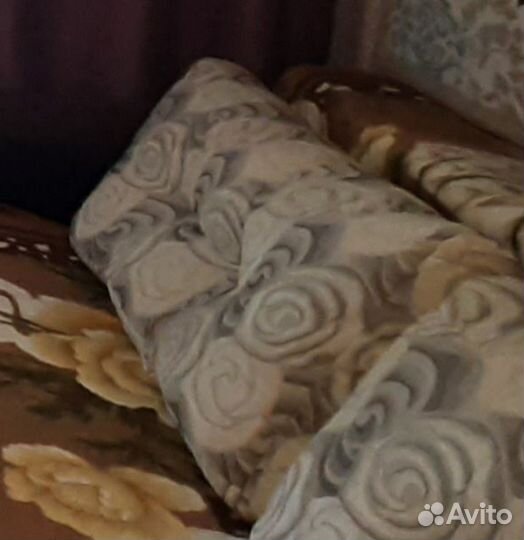 Диванные подушки большие-2шт