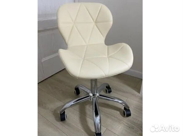 Стул компьютерный мягкий в рассрочку 0/0/3