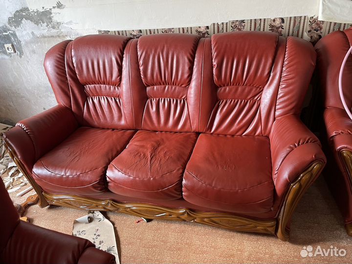 Диван и кресло