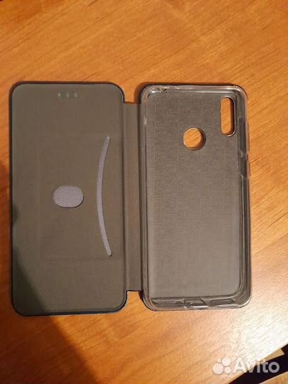 Чехол -книжка для телефона хонор 8С новый