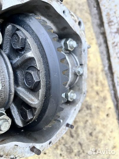 Передний редуктор новый ваз 21213, 2121 нива