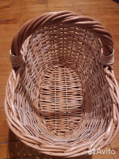 Плетеные корзины новые (грибная, ягодная)
