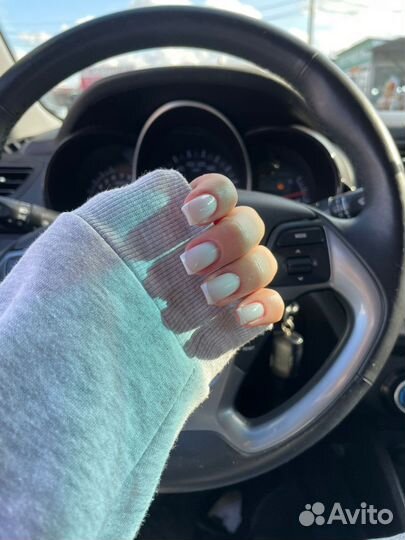 Наращивание ногтей