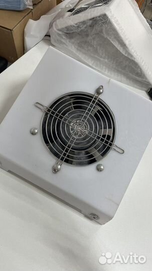 Маникюрный пылесос