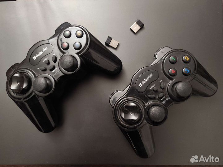 Беспроводной геймпад Defender Game Master