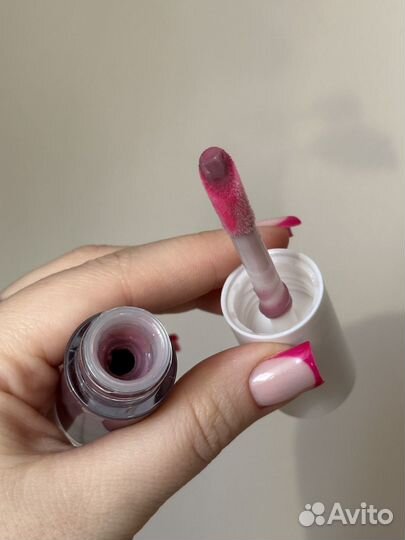 Блеск для губ divage