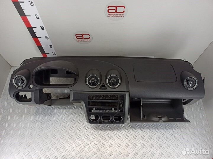 Торпедо (панель передняя) для Ford Fiesta 5