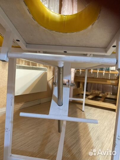 Косметологический стол