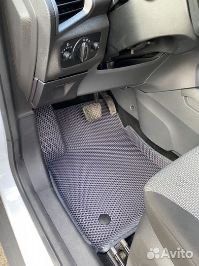 Эва Коврики