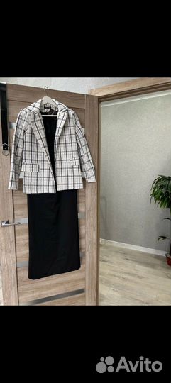 Платье и пиджак