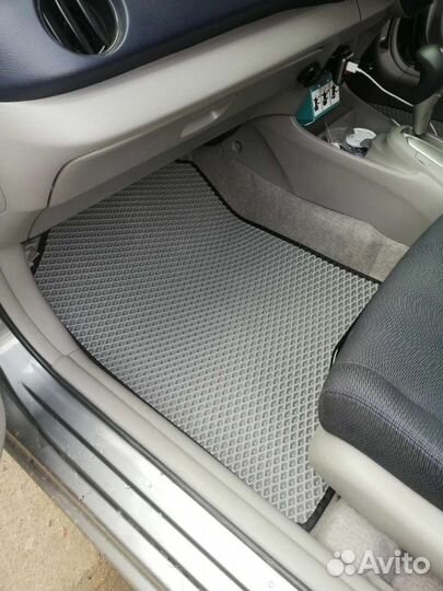 Коврики из эва EVA материала на Honda Insight