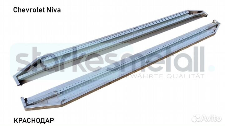Пороги подножки Chevrolet Niva с нержавеющей площадкой