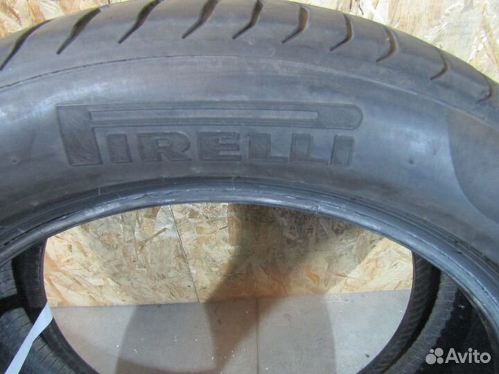 Pirelli P Zero PZ4 235/50 R19