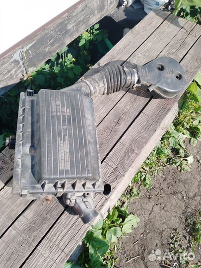 Корпус воздушного фильтра GM