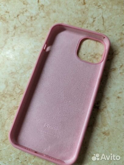 Чехол на iPhone 13