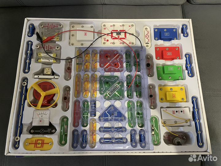 Электронный конструктор 