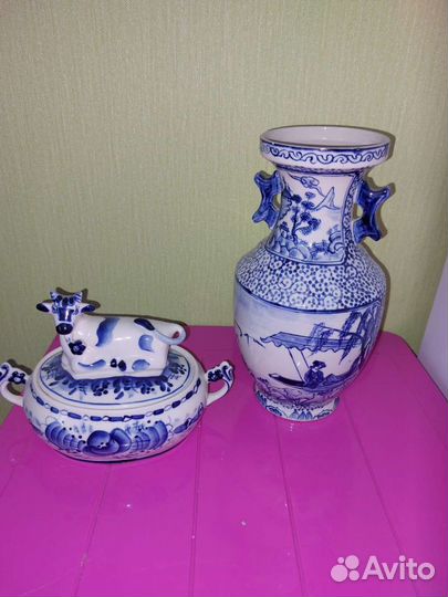 Вазы разные,поильники для мин.воды