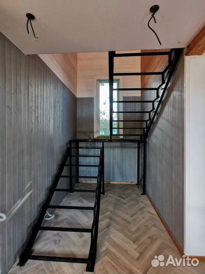 Лестница металлическая