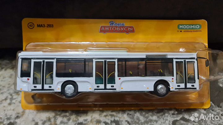 Автобус маз 203 белый