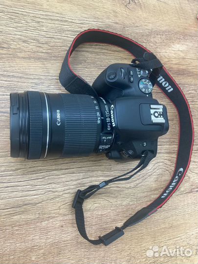 Фотоаппарат Canon EOS 200d kit 18-135