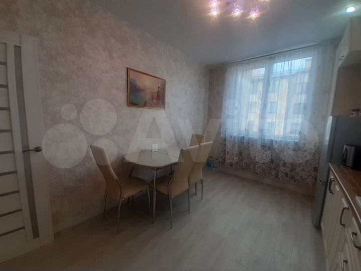 1-к. квартира, 46 м², 1/3 эт.