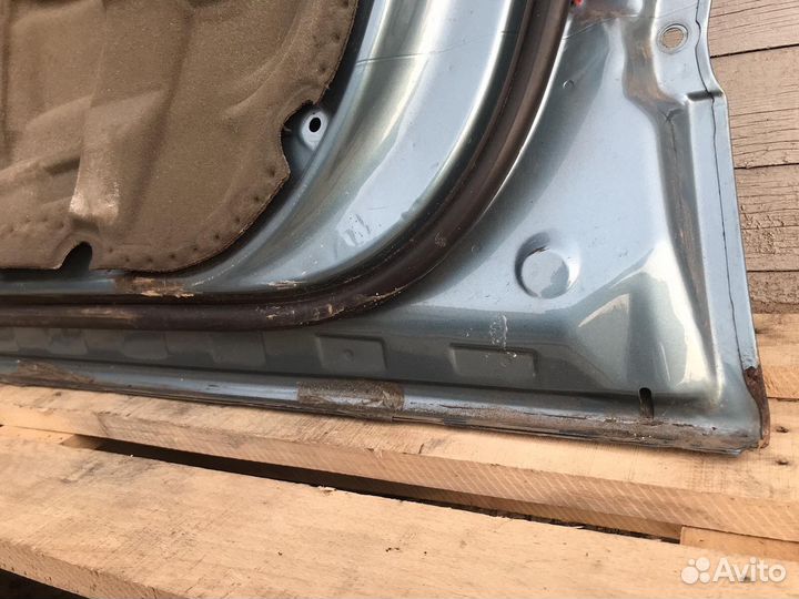 Дверь передняя правая для Мерседес W220