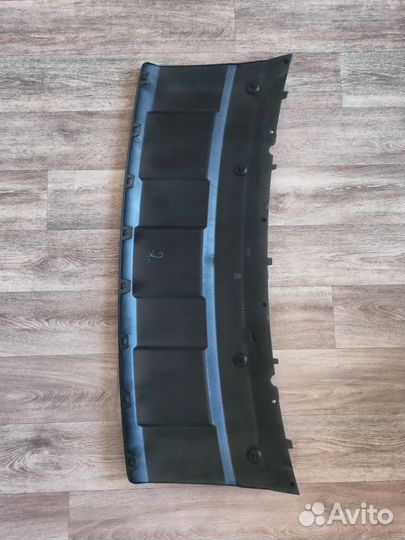 Накладка переднего бампера нижняя Range Rover lV