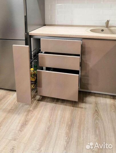 Кухонный гарнитур 