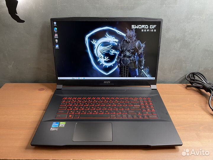 MSI Katana 17,3