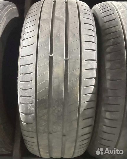 Kumho Ecsta HS51 205/60 R16 92T