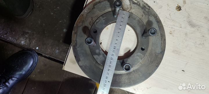 Планшайба на токарный станок