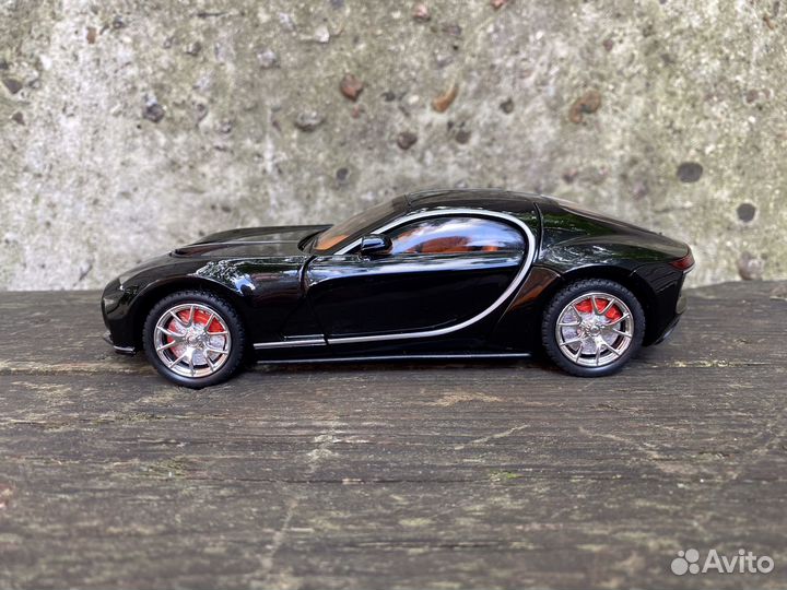 Модель Bugatti Atlantic черный