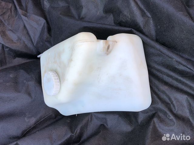 Бочек омывателя лада калина