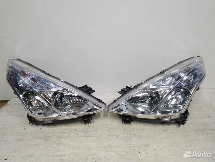 Фара на Nissan Teana j32