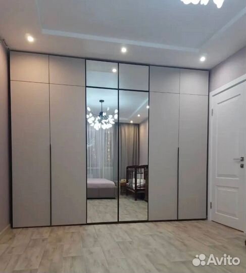 Шкаф распашной под заказ