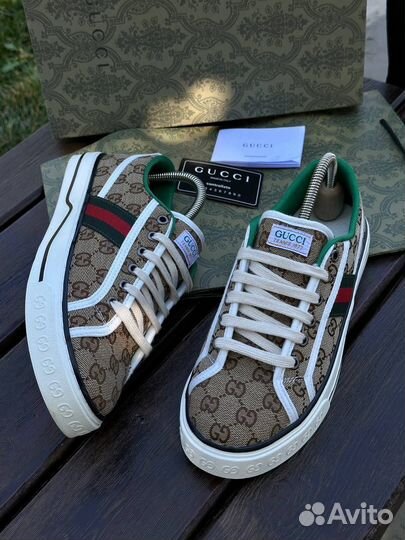 Мужская одежда и обувь