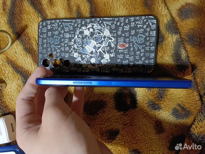 TECNO Pova 4, 8/128 ГБ