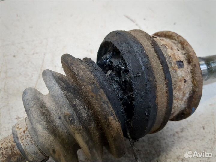 Полуось Suzuki Vitara, 1992