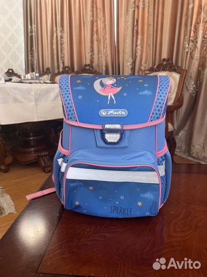 Школьный рюкзак