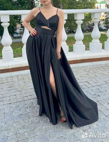 Выпускное чёрное платье 42 44