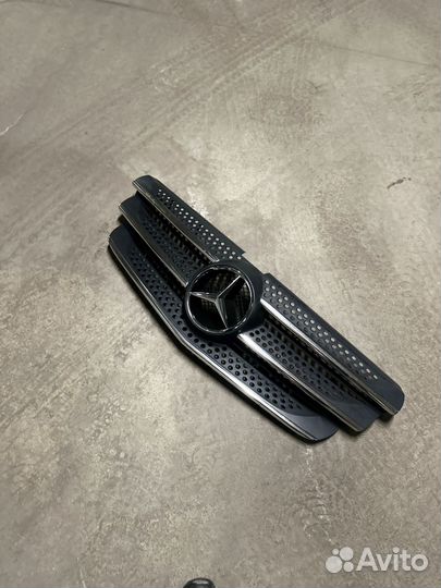 Решетка радиатора