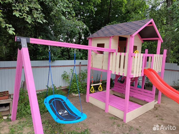 Детский домик на сваях