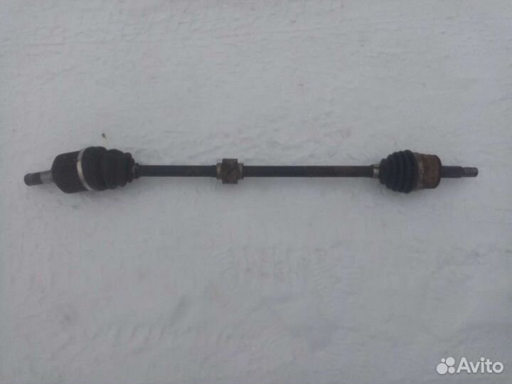 Привод правый Kia Cerato 1