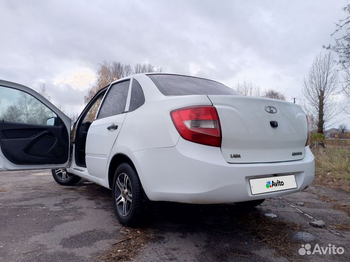 LADA Granta 1.6 МТ, 2013, 166 500 км